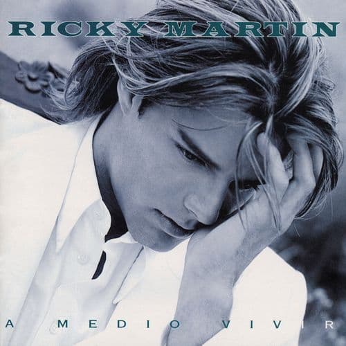 A Medio Vivir (1995)